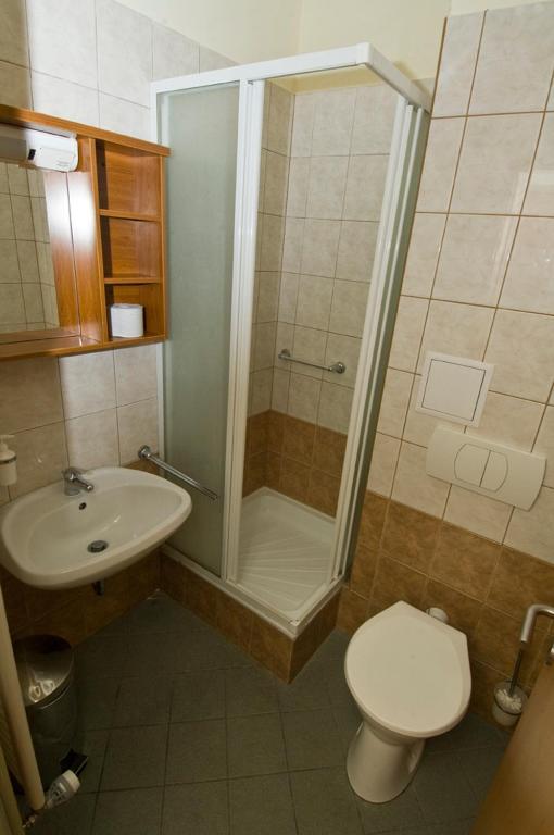 Karoly Robert Diakhotel Gyöngyös Kamer foto