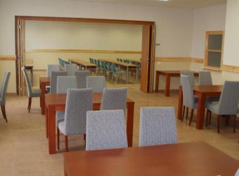 Karoly Robert Diakhotel Gyöngyös Buitenkant foto